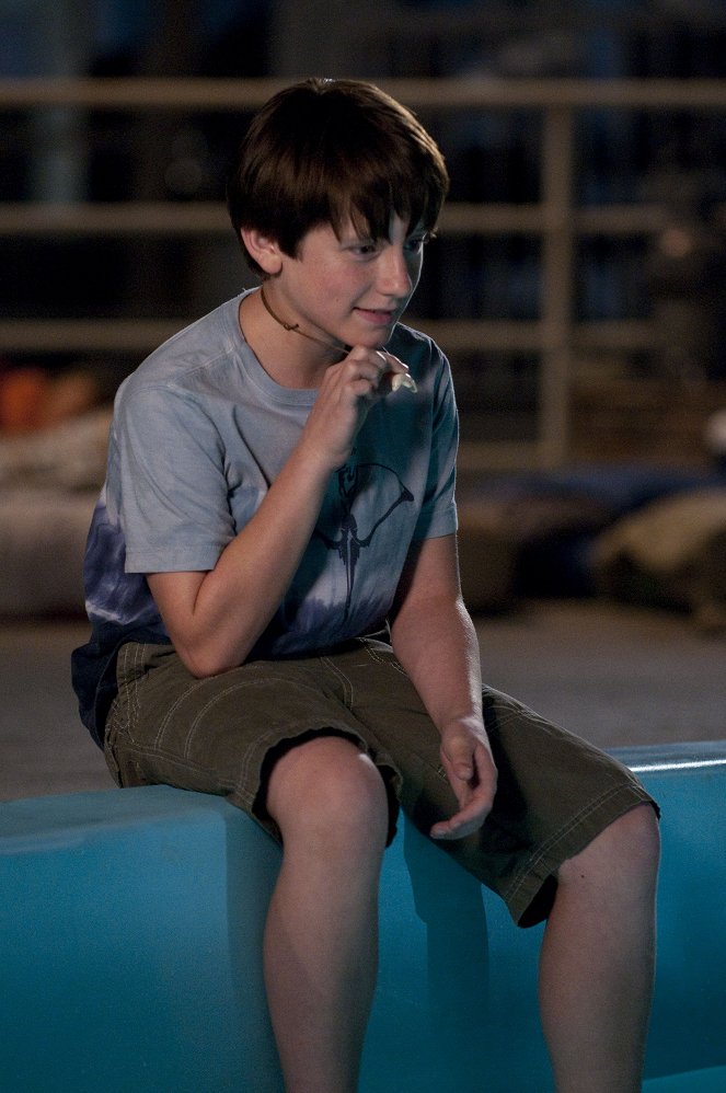 Dolphin Tale - Photos - Nathan Gamble