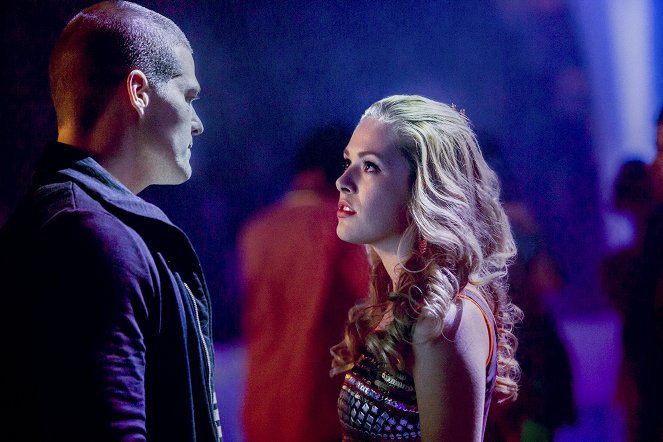 Star-Crossed - Give Me a Torch - Photos - Greg Finley, Natalie Hall