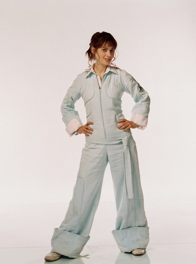 The Hitchhiker's Guide to the Galaxy - Promo - Zooey Deschanel