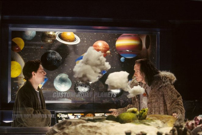 Autostopem przez galaktykę - Z filmu - Martin Freeman, Bill Nighy