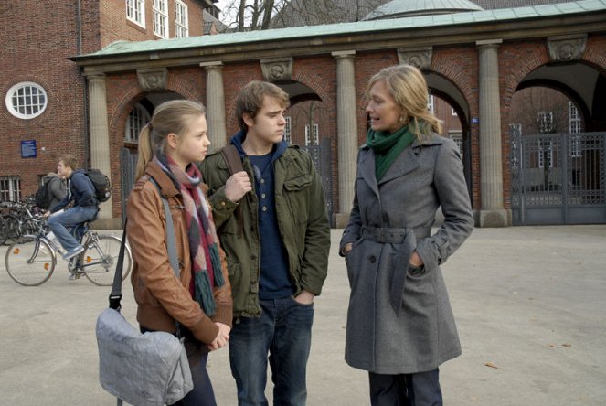 Engel der Gerechtigkeit - Brüder fürs Leben - Z filmu - Hanna Binke, Johann Hillmann, Katja Weitzenböck