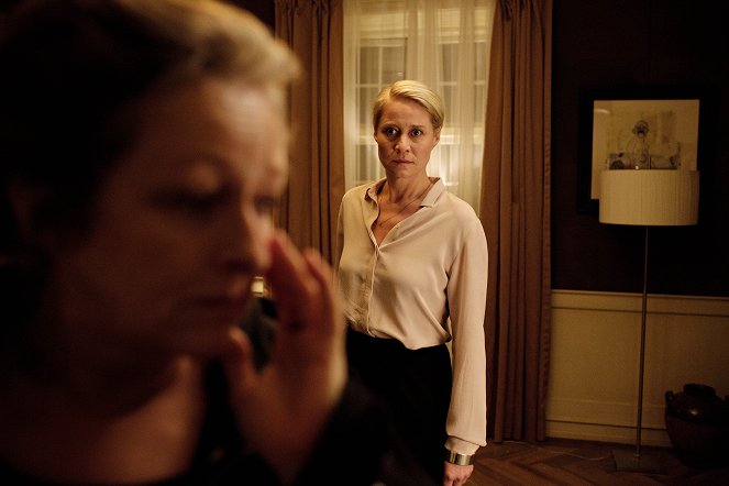 The Legacy - Season 1 - Episode 3 - Photos - Trine Dyrholm