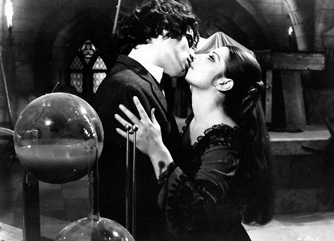Lady Frankenstein - Kuvat elokuvasta - Rosalba Neri