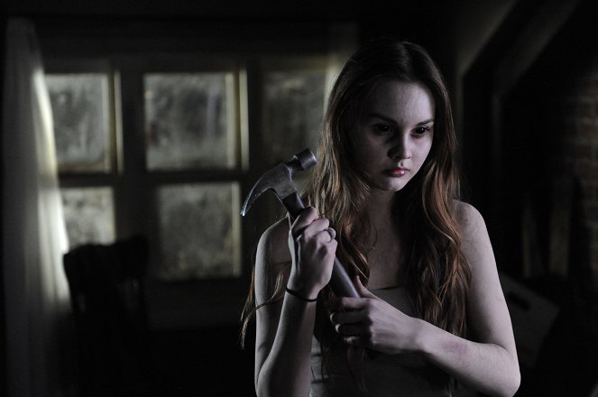 Haunt - De la película - Liana Liberato