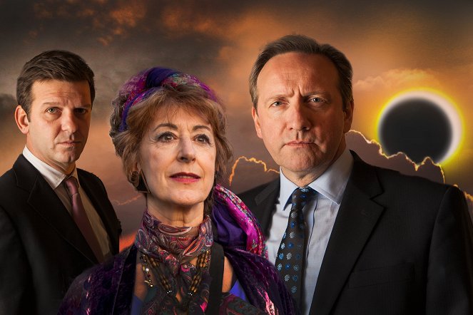 A Midsomer gyilkosságok - Season 15 - Meg van írva a csillagokban - Promóció fotók - Jason Hughes, Maureen Lipman, Neil Dudgeon