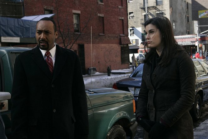 Law & Order - Good Faith - Photos - Jesse L. Martin, Milena Govich