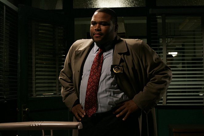 New York District / New York Police Judiciaire - Season 18 - Les Joueurs anonymes - Film - Anthony Anderson