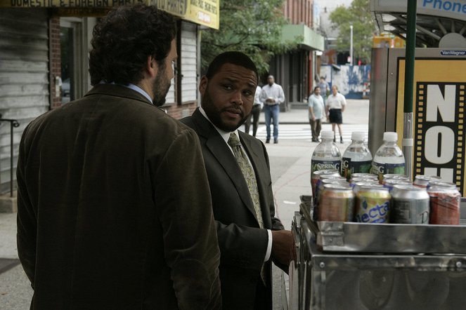 New York District / New York Police Judiciaire - Season 20 - Sous le charme - Film - Anthony Anderson
