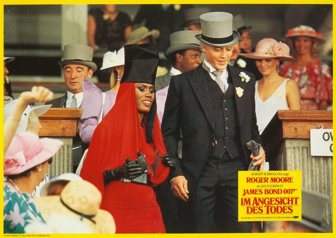007 - Alvo em Movimento - Cartões lobby - Grace Jones, Christopher Walken