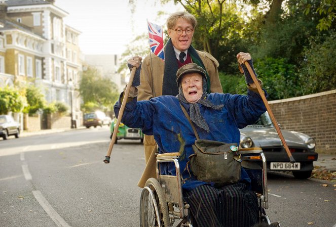 The Lady in the Van - Photos - Alex Jennings, Maggie Smith