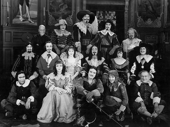 The Three Musketeers - Making of - Marguerite De La Motte, Eugene Pallette, Douglas Fairbanks, Adolphe Menjou, Mary Pickford, Barbara La Marr
