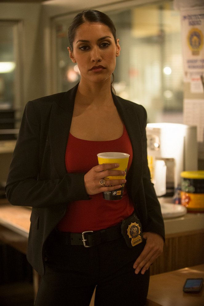 Detective Laura Diamond - Season 1 - Laura und die bösen Jungs - Dreharbeiten - Janina Gavankar