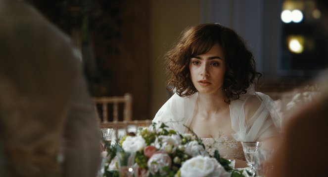 Ahol a szivárvány véget ér - Filmfotók - Lily Collins
