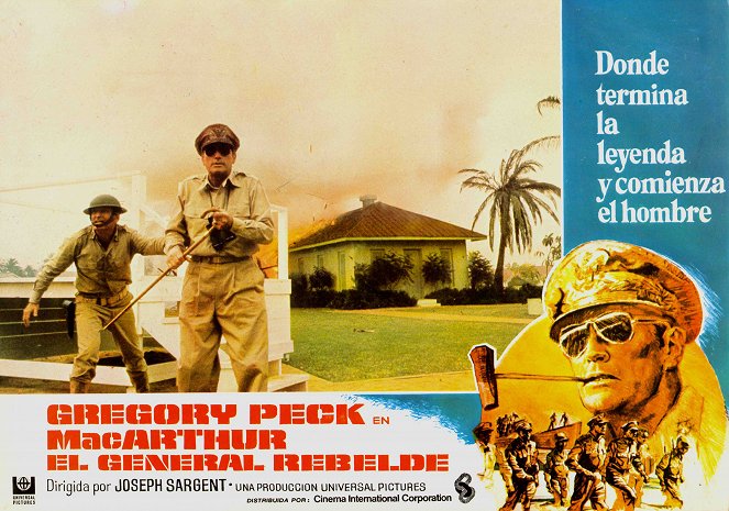 MacArthur - kapinallinen kenraali - Mainoskuvat - Gregory Peck