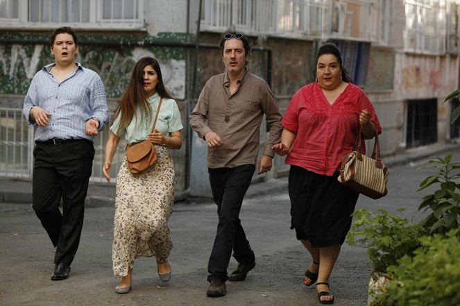 Deliha - De la película - Korhan Herduran, Zeynep Çamcı, Cenk Durmazel, Hülya Duyar