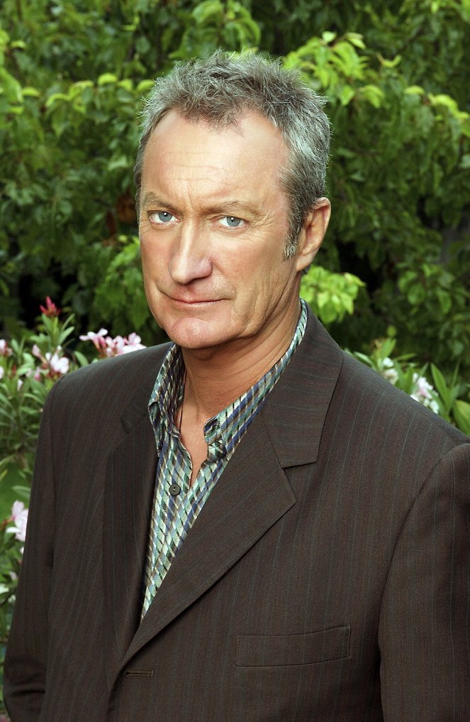Revenge of the Middle-Aged Woman - Promokuvat - Bryan Brown