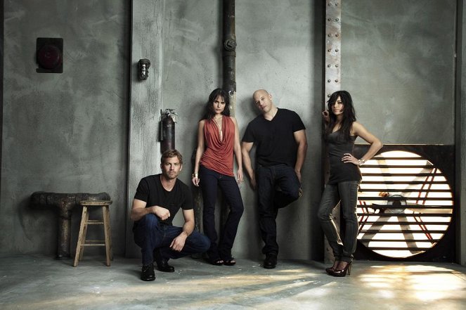 Fast & Furious - Neues Modell. Originalteile. - Werbefoto - Paul Walker, Jordana Brewster, Vin Diesel, Michelle Rodriguez