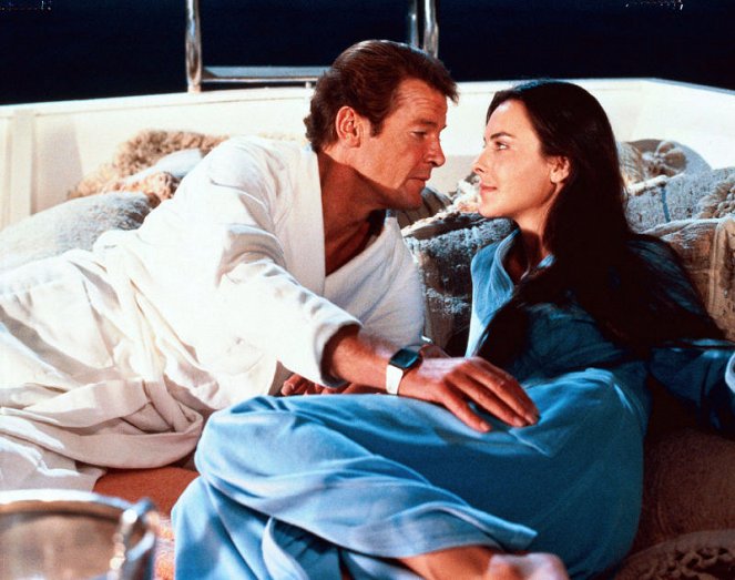 007 - Missão Ultra-Secreta - Do filme - Roger Moore, Carole Bouquet