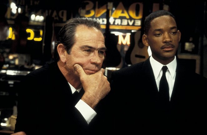 Muži v čiernom 2 - Z filmu - Tommy Lee Jones, Will Smith