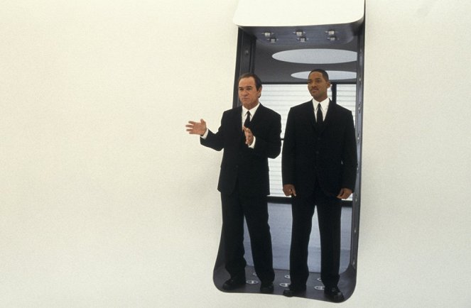 Muži v čiernom 2 - Z filmu - Tommy Lee Jones, Will Smith