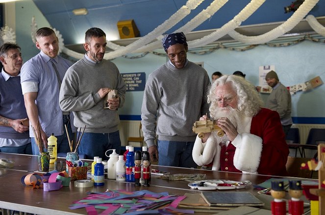 Get Santa - Z filmu - Neil Ashton, Mark del Amo, Jim Broadbent