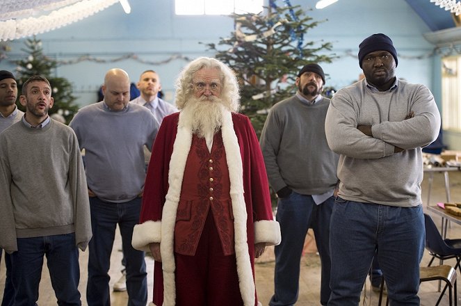 Get Santa - Z filmu - Neil Ashton, Jim Broadbent, Nonso Anozie