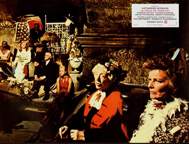 The Madwoman of Chaillot - Lobby Cards