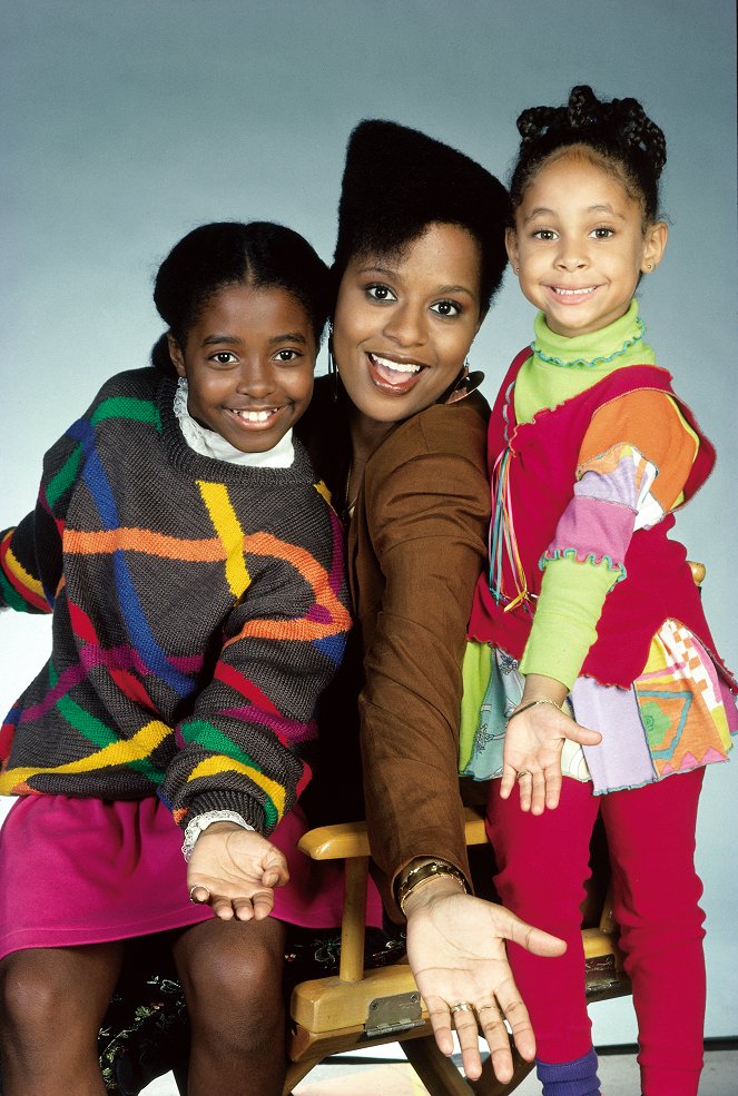 Cosby Show - Promo - Keshia Knight Pulliam, Tempestt Bledsoe, Raven-Symoné