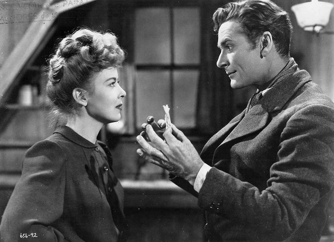 Escape Me Never - Film - Ida Lupino, Errol Flynn