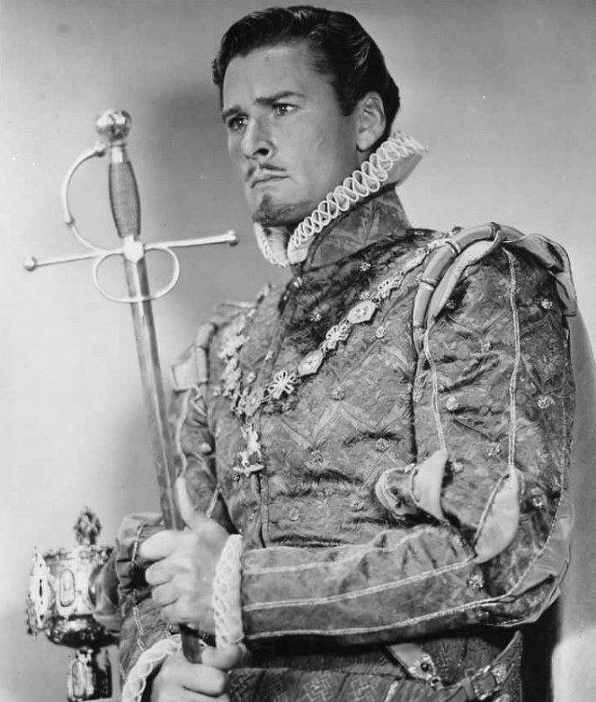 The Private Lives of Elizabeth and Essex - Photos - Errol Flynn