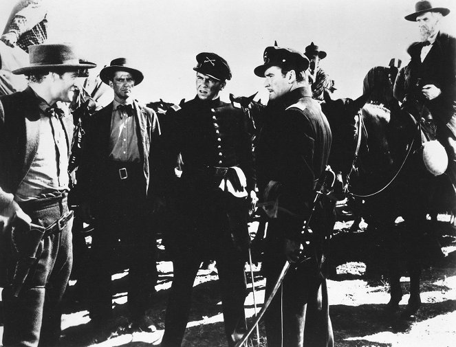 Cesta do Santa Fe - Z filmu - Van Heflin, Ronald Reagan, Errol Flynn, Raymond Massey