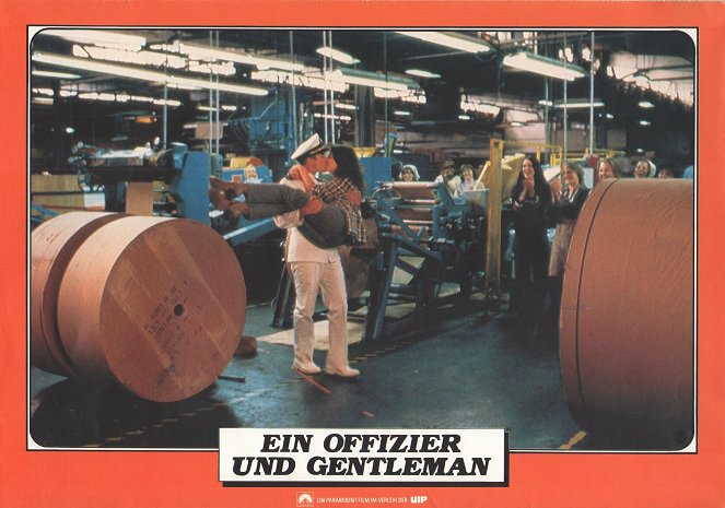 An Officer and a Gentleman - Lobby Cards - Richard Gere, Debra Winger