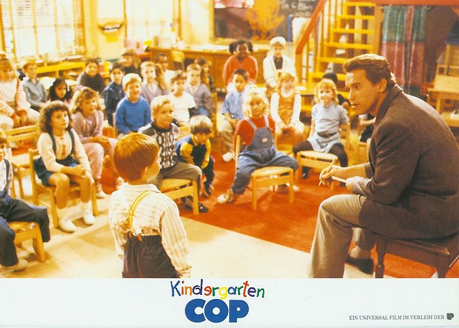 Kindergarten Cop - Lobbykaarten - Arnold Schwarzenegger