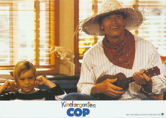 Kindergarten Cop - Lobbykarten - Arnold Schwarzenegger