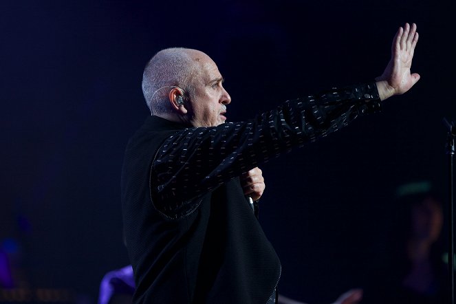 Peter Gabriel: New Blood/Live in London - Do filme - Peter Gabriel