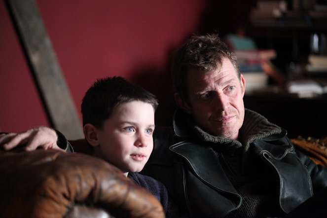 Lost Christmas - Photos - Larry Mills, Jason Flemyng