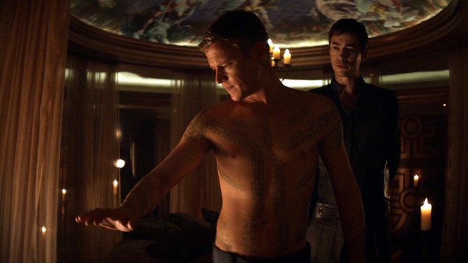 Dominion - De la película - Christopher Egan, Tom Wisdom