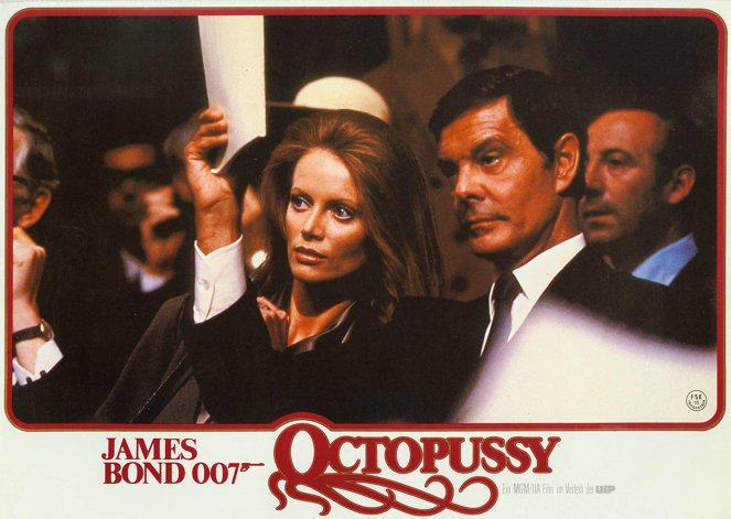 007 - Operação Tentáculo - Cartões lobby - Kristina Wayborn, Louis Jourdan