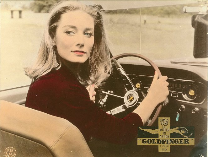 007 - Contra Goldfinger - Cartões lobby
