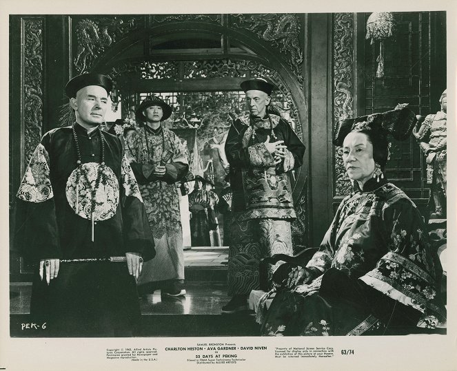 55 Days at Peking - Lobbykaarten - Leo Genn, Robert Helpmann, Flora Robson