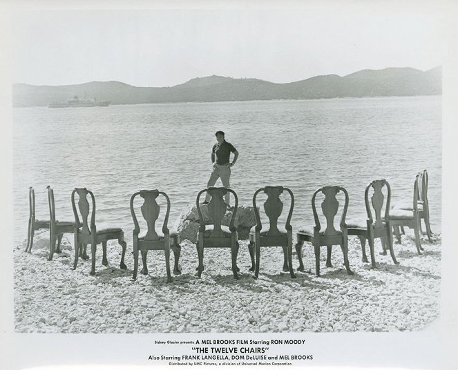 El misterio de las doce sillas - Fotocromos