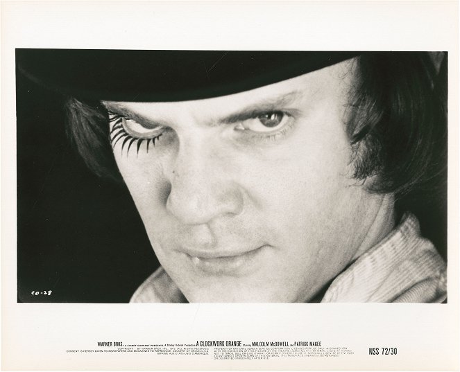 Kellopeliappelsiini - Mainoskuvat - Malcolm McDowell