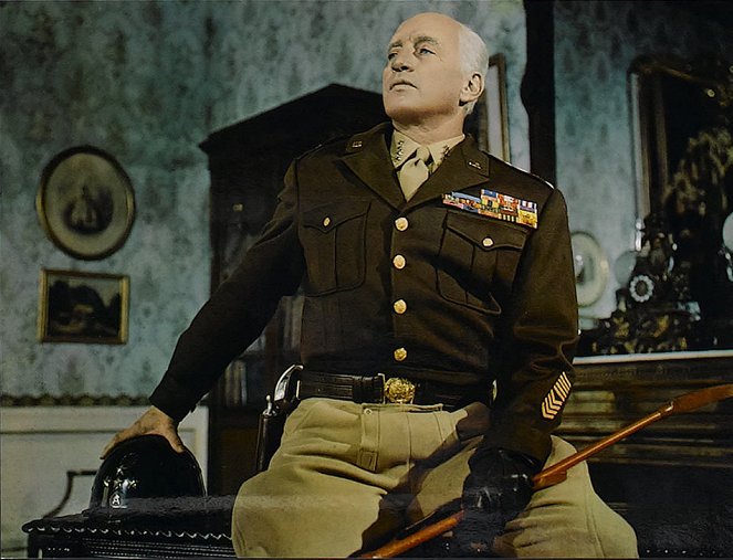 Panssarikenraali Patton - Kuvat elokuvasta - George C. Scott
