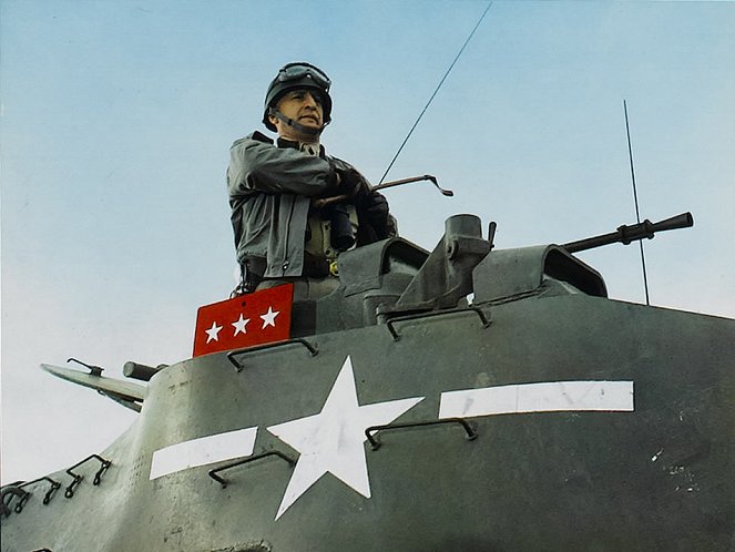 Patton - Rebell in Uniform - Filmfotos - George C. Scott