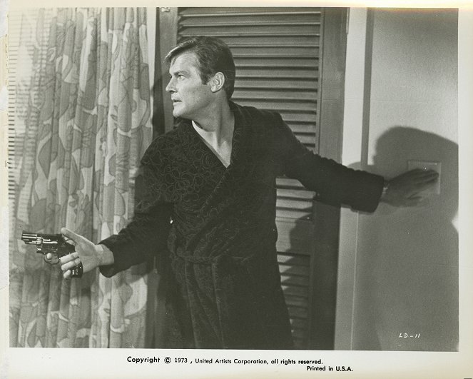 Live and Let Die - Lobby Cards - Roger Moore