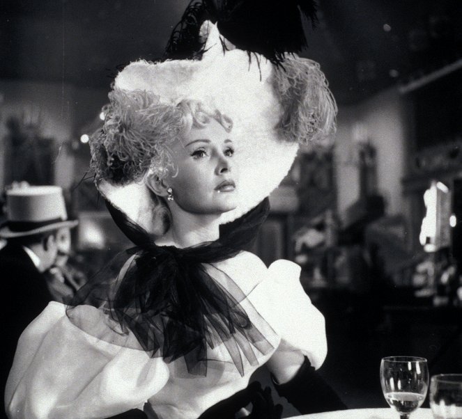 Moulin Rouge - Photos - Zsa Zsa Gabor