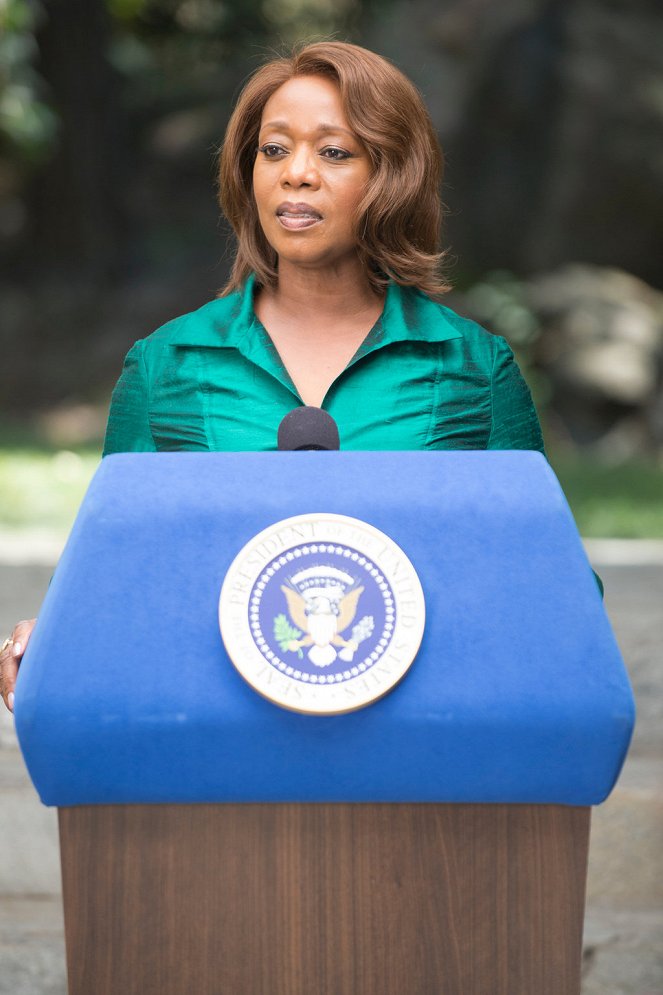 State of Affairs - Half the Sky - Photos - Alfre Woodard