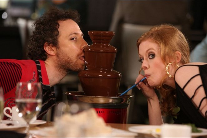 Die Hollywood-WG - Schmeiß die Loser aus dem Haus - Filmfotos - Kevin Sussman, Zoe Boyle