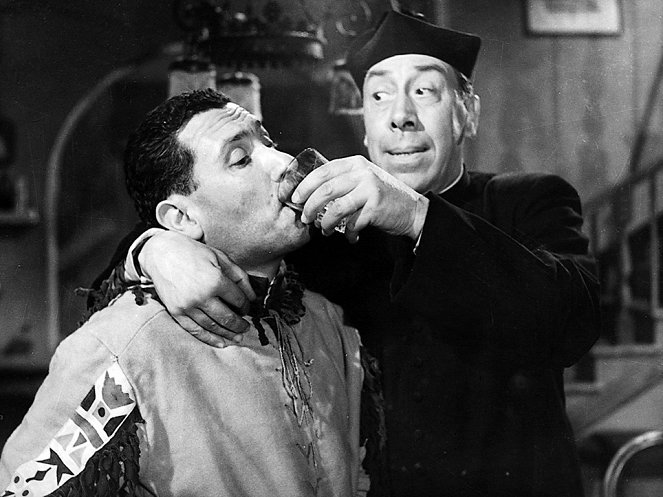 Le Retour de Don Camillo - Filmfotók - Paolo Stoppa, Fernandel