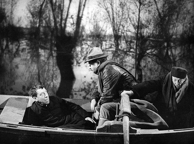 Le Retour de Don Camillo - Van film - Fernandel